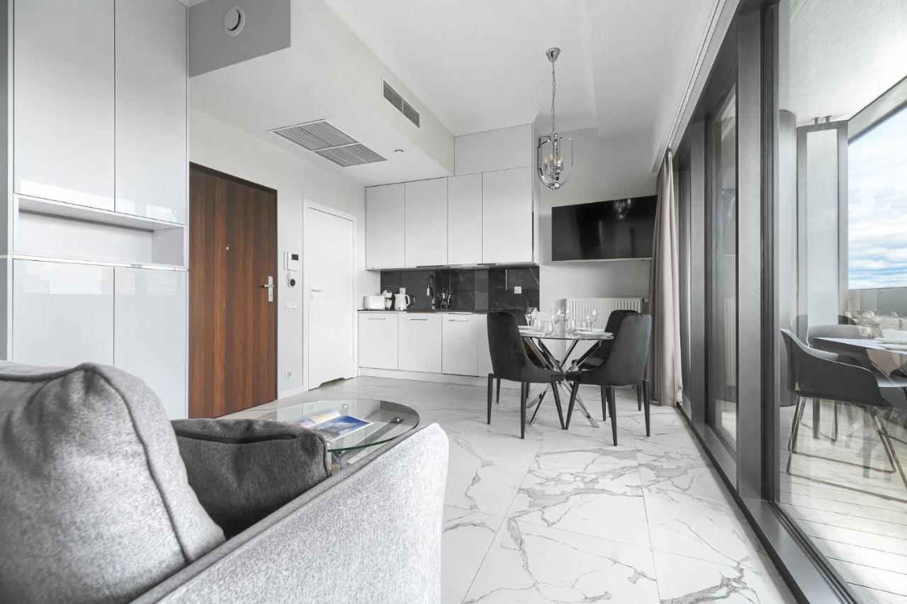 Apartament W Hanza Tower Щецин Екстер'єр фото